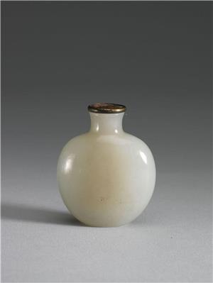 鼻煙壷 十八世纪玉花叶纹鼻烟壶高6.5公分宽4.4公分-未知-文物作品-第壹印像